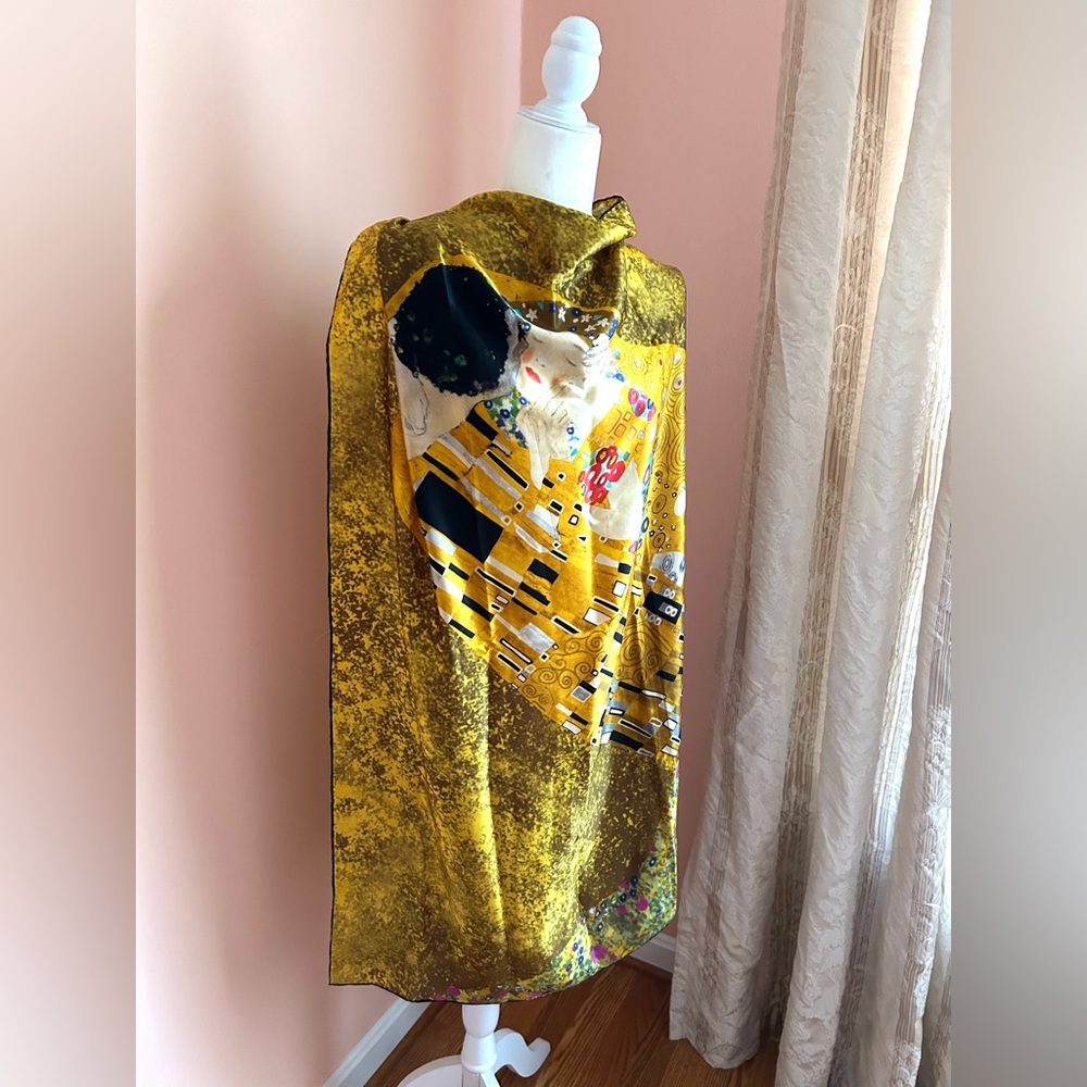 Gustav Klimt "THE KISS" Art Scarf, Wrap. Large size 42”x43” Luxurious Silk Twill